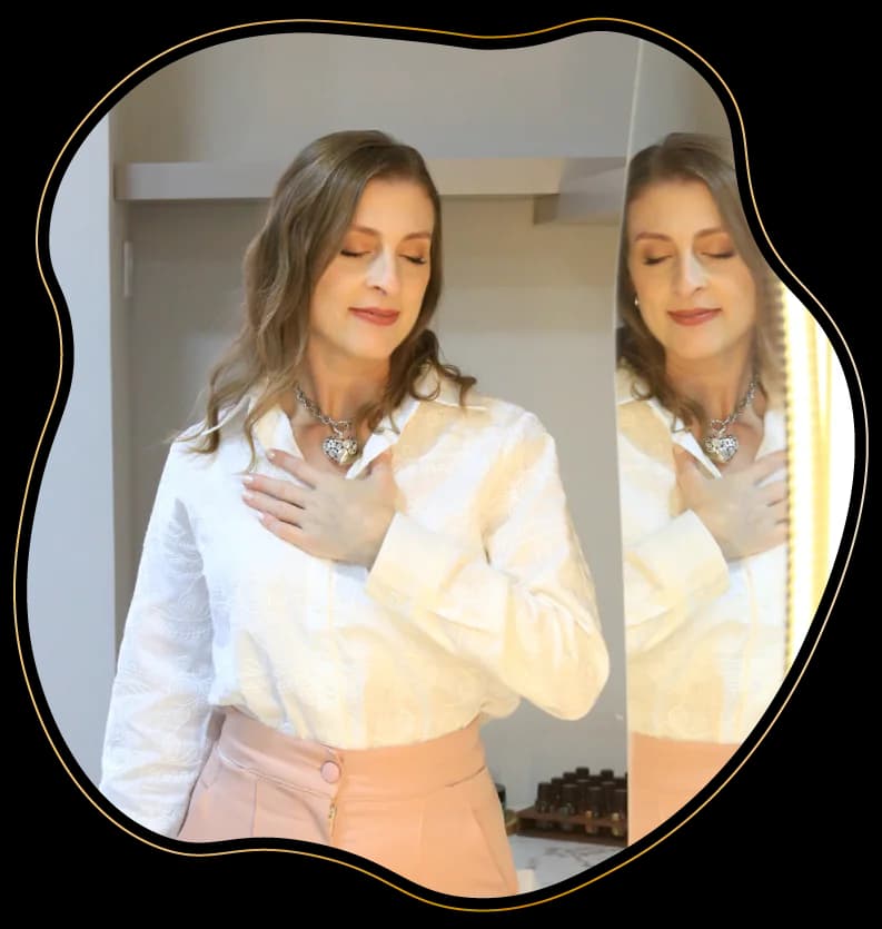 Dra. Michele Ghizoni em atendimento de fisioterapia integrativa