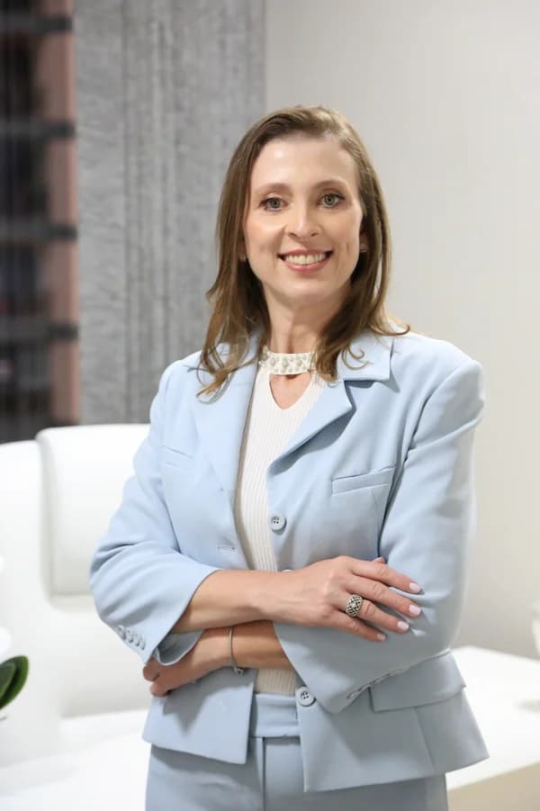 Dra. Michele Ghizoni, Fisioterapeuta
